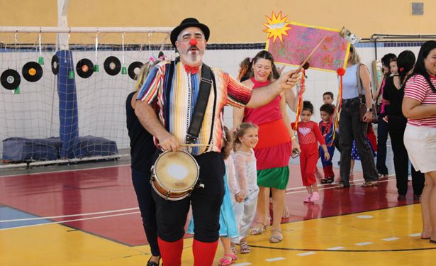 Carnaval Inaciano: quando a alegria também educa.