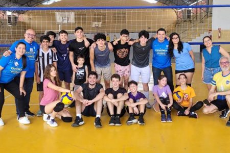 Colégio Santo Inácio fortalece parceria com famílias em manhã de integração