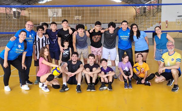 Colégio Santo Inácio fortalece parceria com famílias em manhã de integração