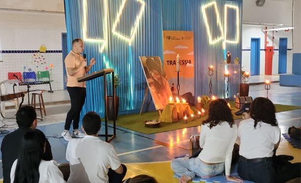 Entre despedidas e novos começos: a experiência do Projeto Travessia