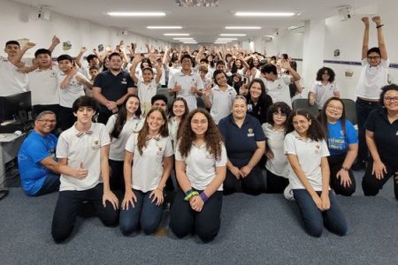 Estudantes participam do 9º Concurso de Redação e Artes da RJE
